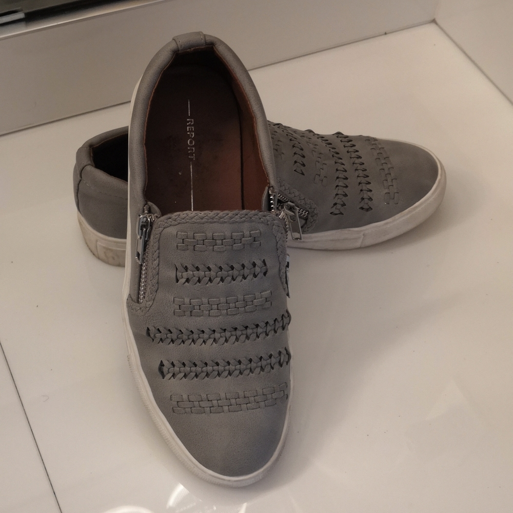 Report Slip on Sneakers, sz 8